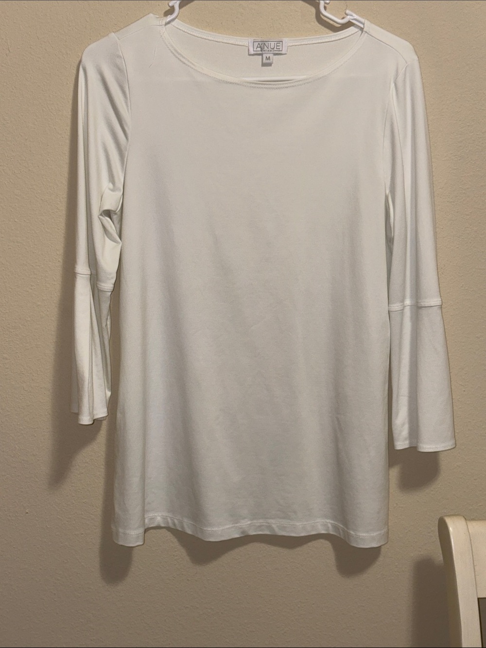 A'NUE Miami White Crew Neck Top